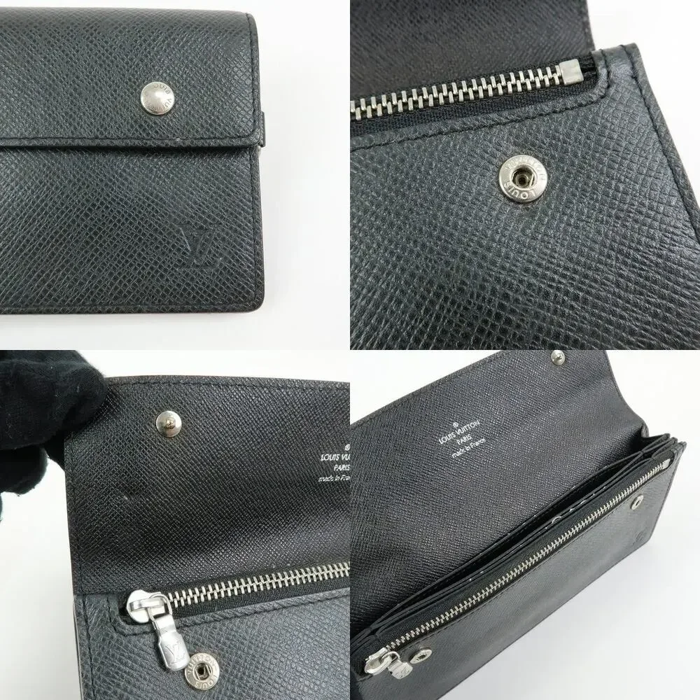 Louis Vuitton Taiga Portefeuille Accordion Wallet Black